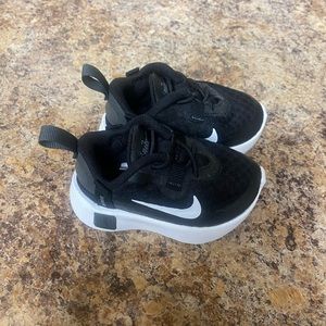 Infant nike shoes